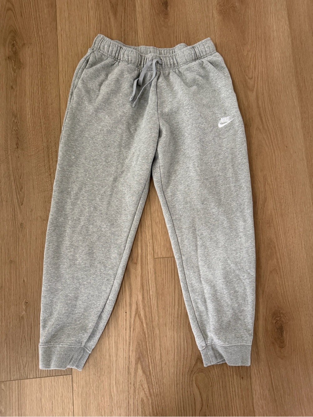 Nike Heather Grey Fleece Club Jogger Sweatpants Medium